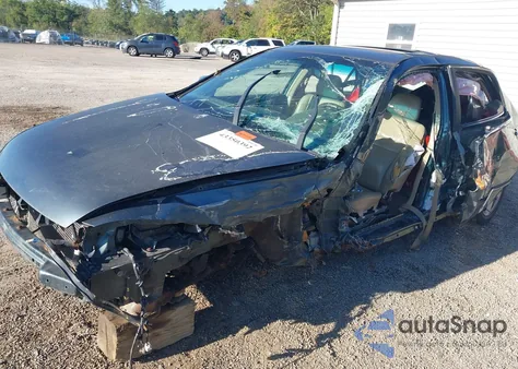 2004 Honda Accord 2.4 Ex z USA, uszkodzony, nr VIN 1HGCM56804A093695